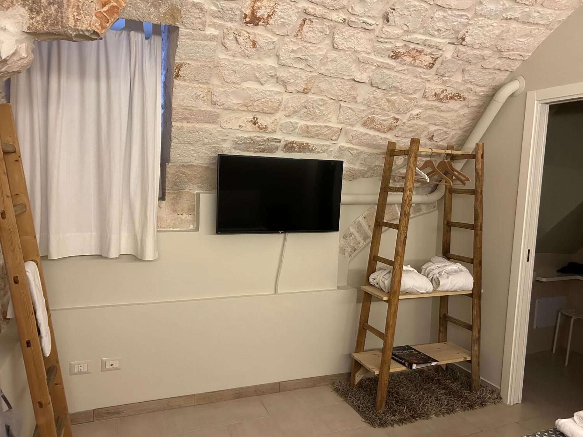 Albergo Diffuso Dimora Rossi B&B Turi Ngoại thất bức ảnh