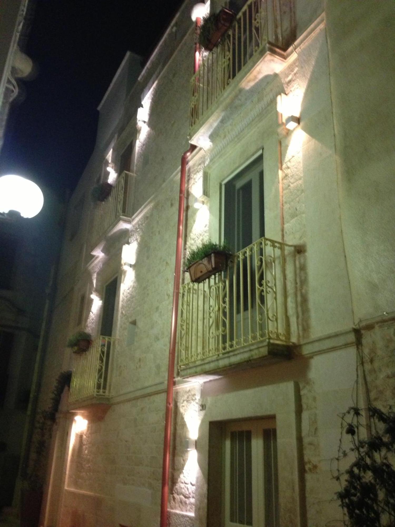 Albergo Diffuso Dimora Rossi B&B Turi Ngoại thất bức ảnh