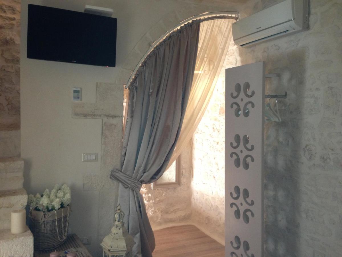 Albergo Diffuso Dimora Rossi B&B Turi Phòng bức ảnh